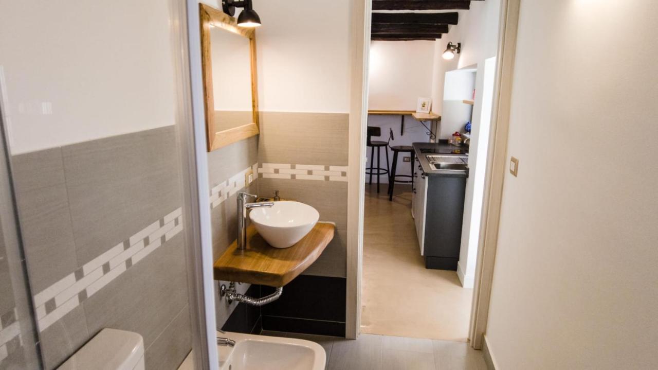 111 Apartments & Rooms Patti Eksteriør billede