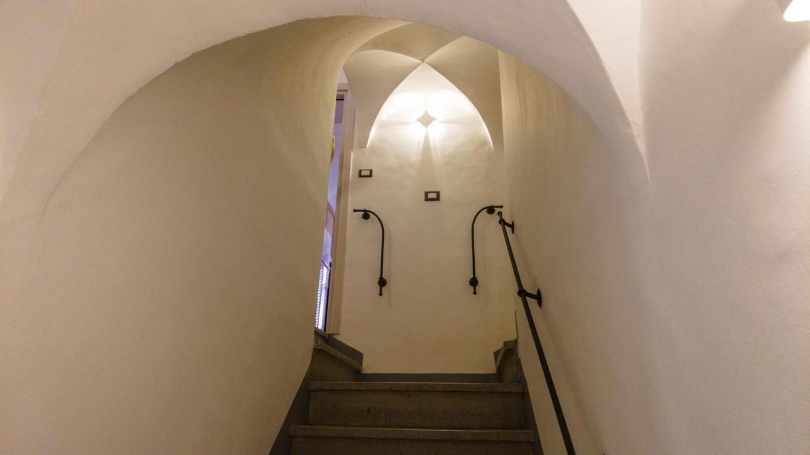 111 Apartments & Rooms Patti Eksteriør billede